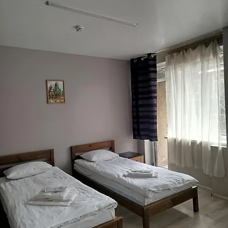 Lion Hill Готель